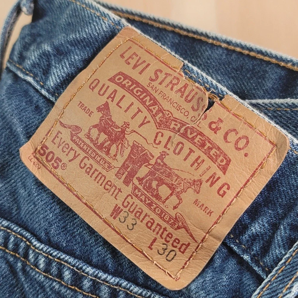 Vintage Levis 505 Regular Fit Straight Leg Jeans Mens 32x29 Blue USA Made 2002